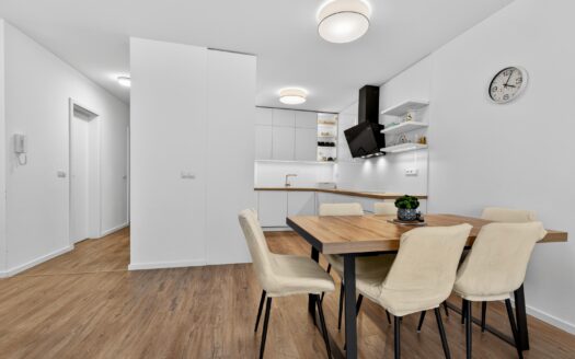 Krásny 4-izbový byt v projekte Bory Na hrádzi – dve kúpeľne, garáž, pivnica